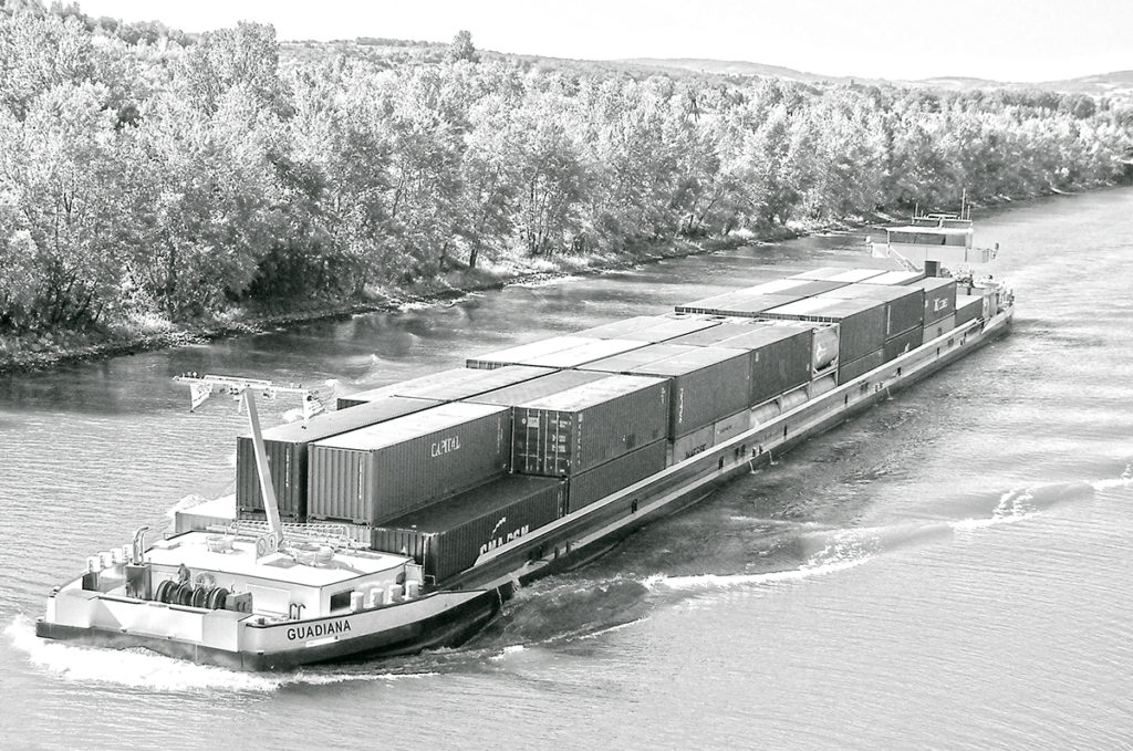 barge pour transport routier de marchandises